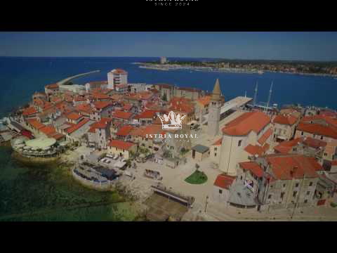 RISTORANTE + 5 CAMERE AL PIANO SUPERIORE – PRIMA FILA SUL MARE – UMAGO, CENTRO STORICO – 156 m² + POTENZIALE PER ALLOGGIO